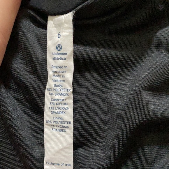 Lululemon running shorts - Picture 3 of 4